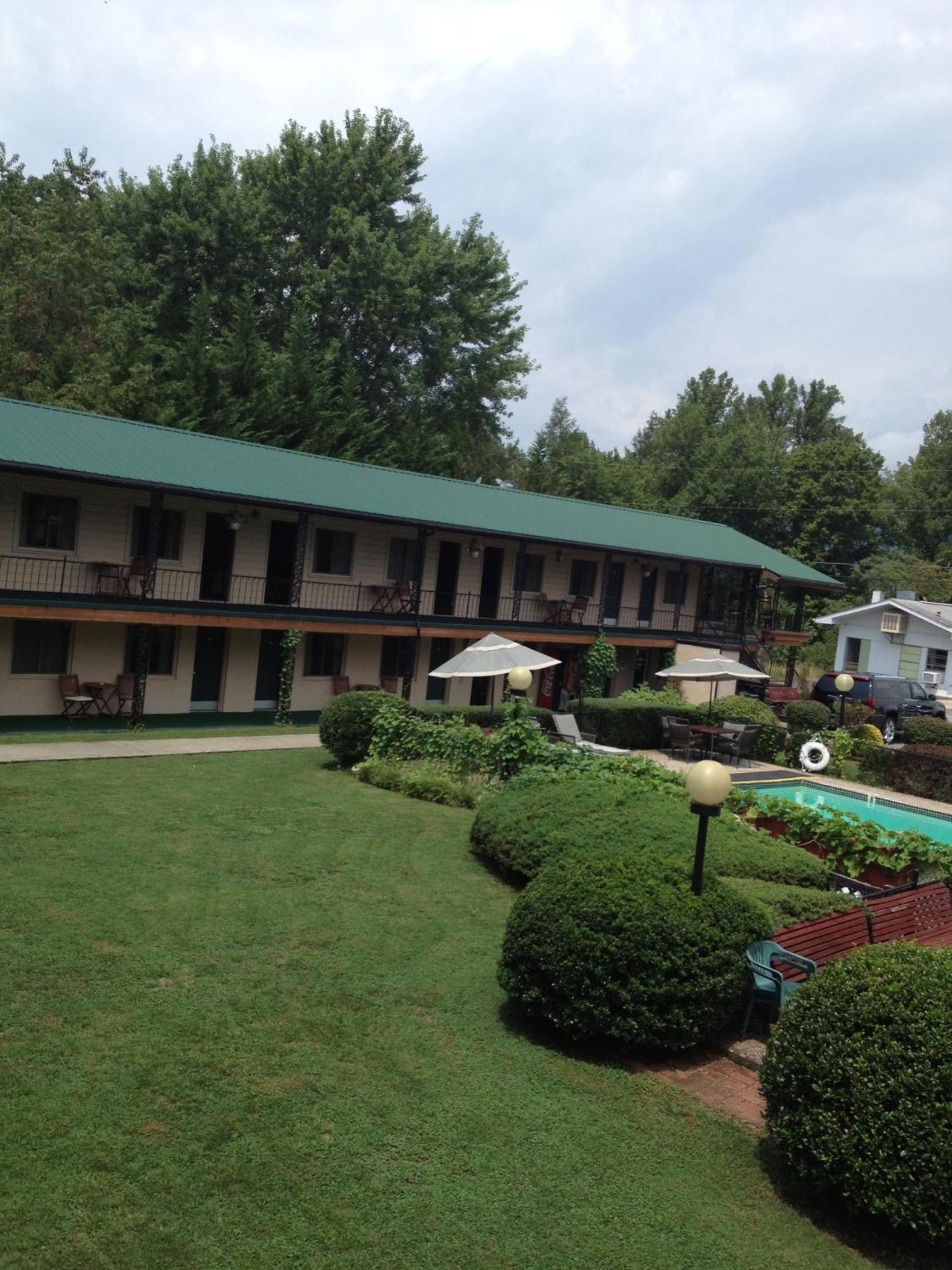 Ridge Top Motel - Bryson City Exteriör bild