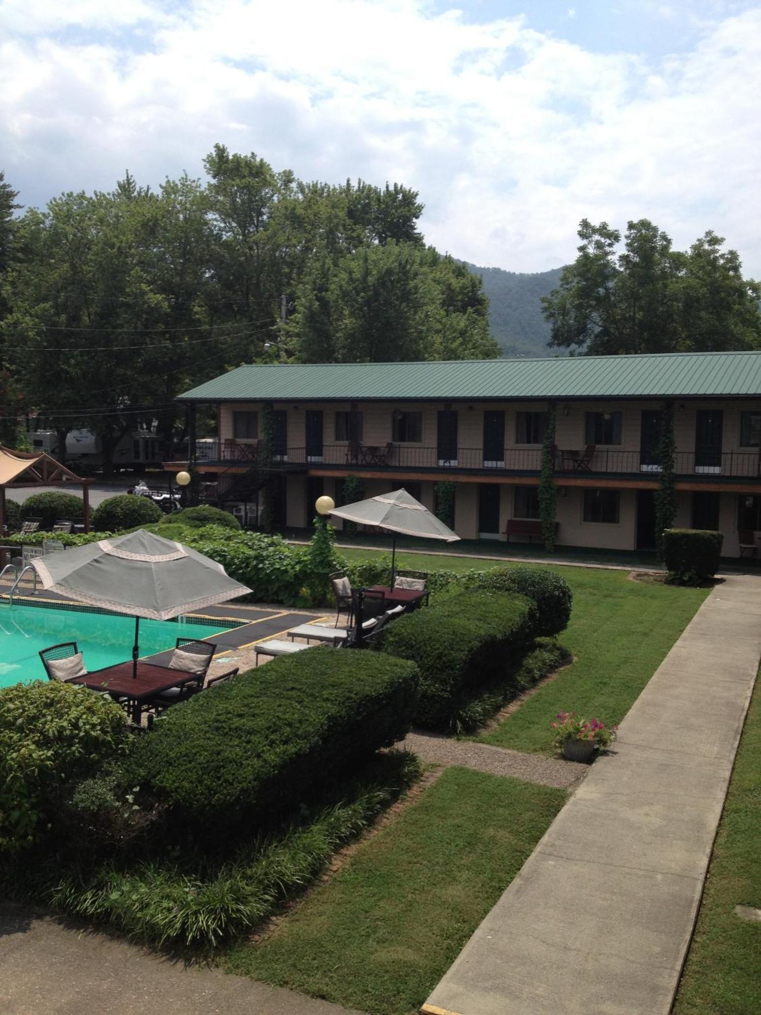 Ridge Top Motel - Bryson City Exteriör bild